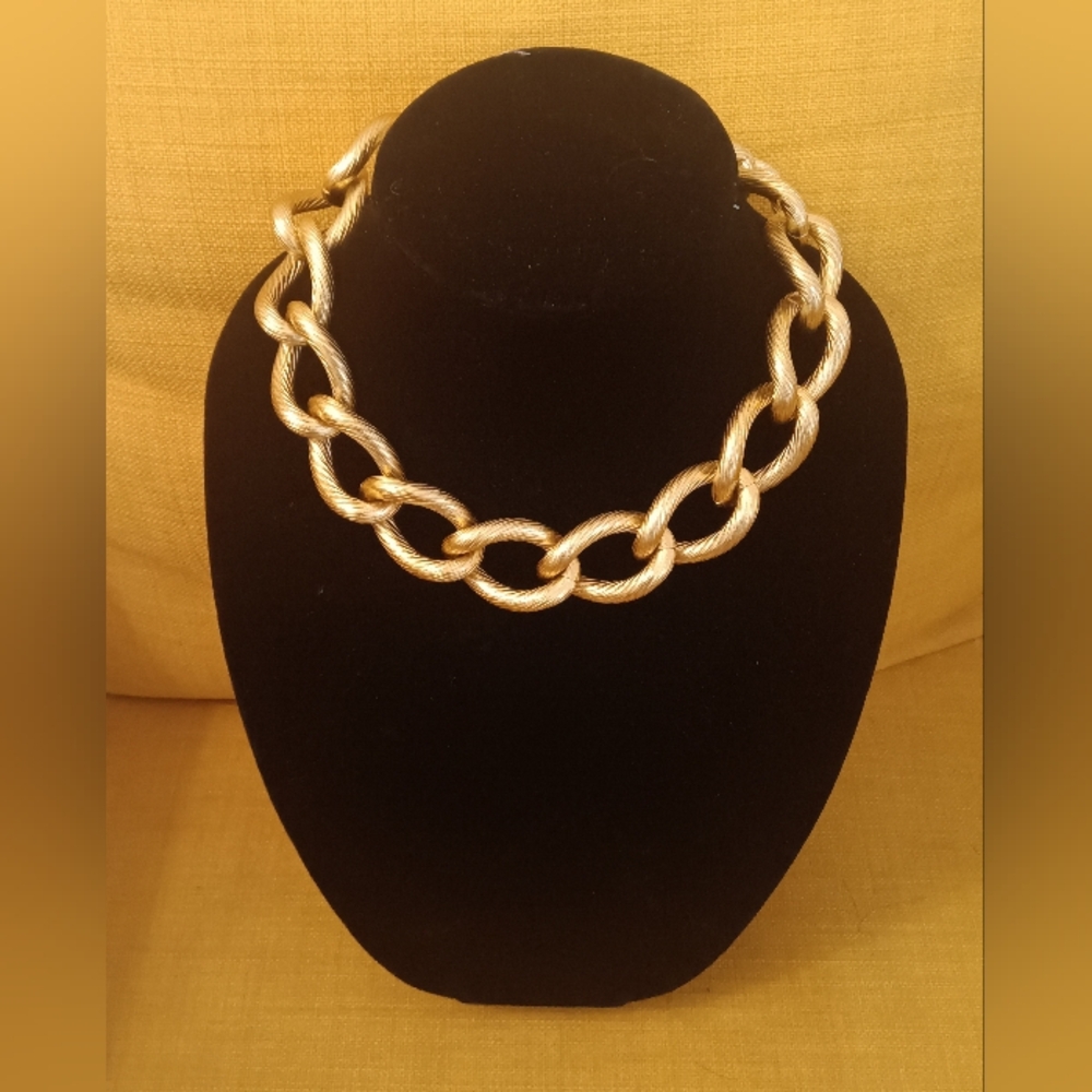 Anne Klein Chunky Link Choker Necklace